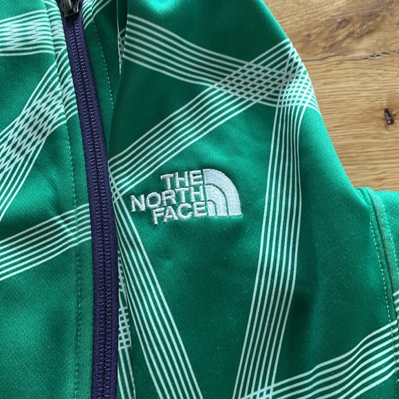 The North Face Apex Hoody - Picture 3 of 6